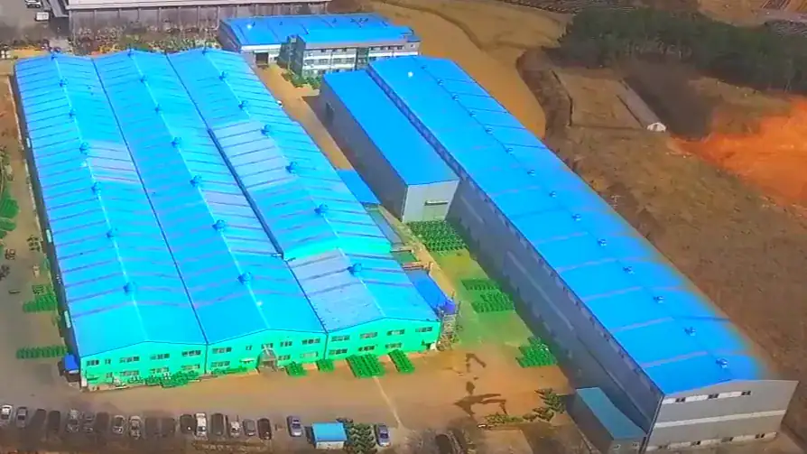 Professional heavy-duty shredder and land clearing equipment production unit