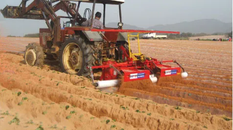 ORATEXCA BG-2000 tractor-mounted mulcher during field preparation