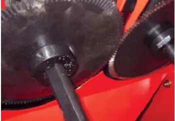 Heavy-duty drive gear and chain mechanism