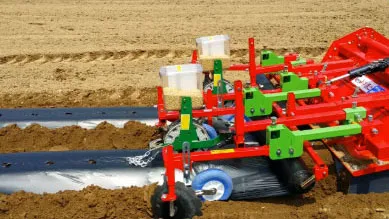 ORATEXCA GK7 BG series precision seed hoppers dropping seeds