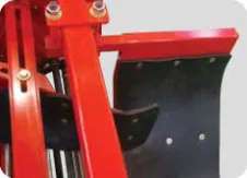 Height adjustment mechanism and rubber shield on ORATEXCA GK7 stem crusher